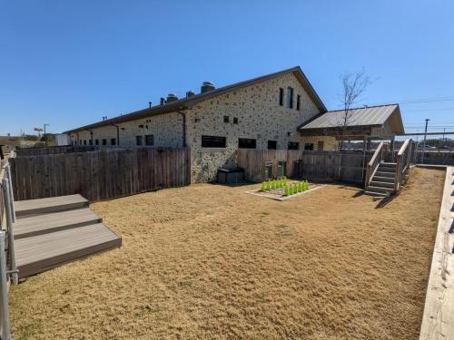 exercise_yard-scaled